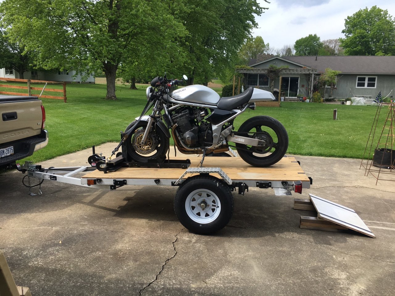 trailer loaded.jpg