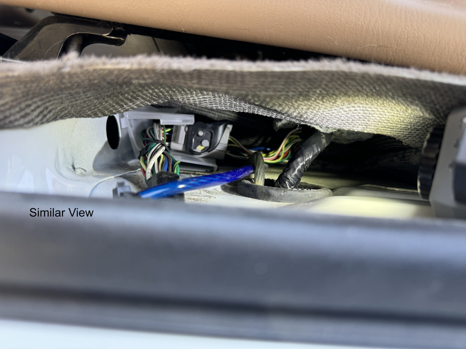 Trailer wires in cab. similar view.jpg