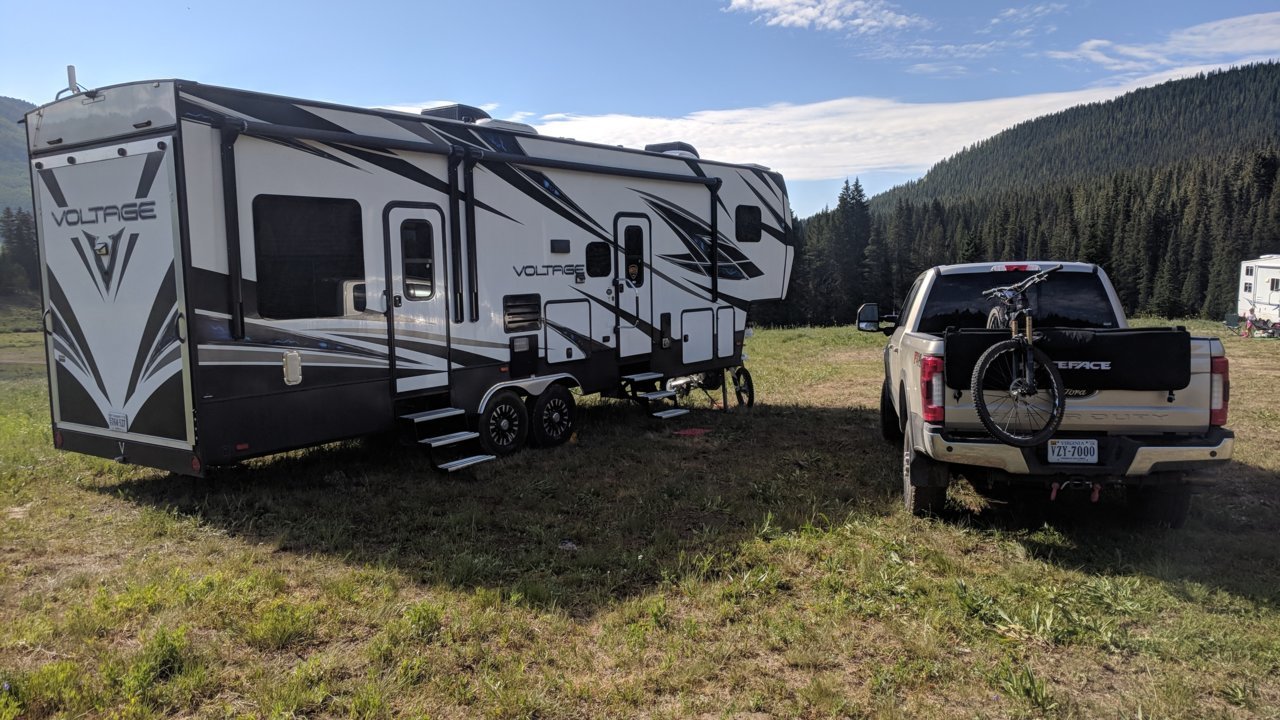 trailertruckbikemotocrestedbutte.jpg