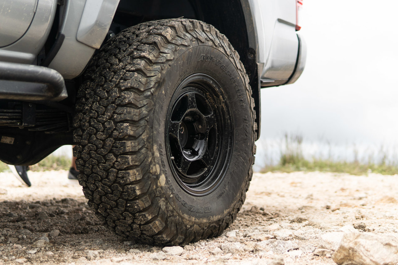 trailhunters-mud-trad-wheels-toyota-1-5_3dc79973468a1d7024ee27802da314f7b93b175e.jpg
