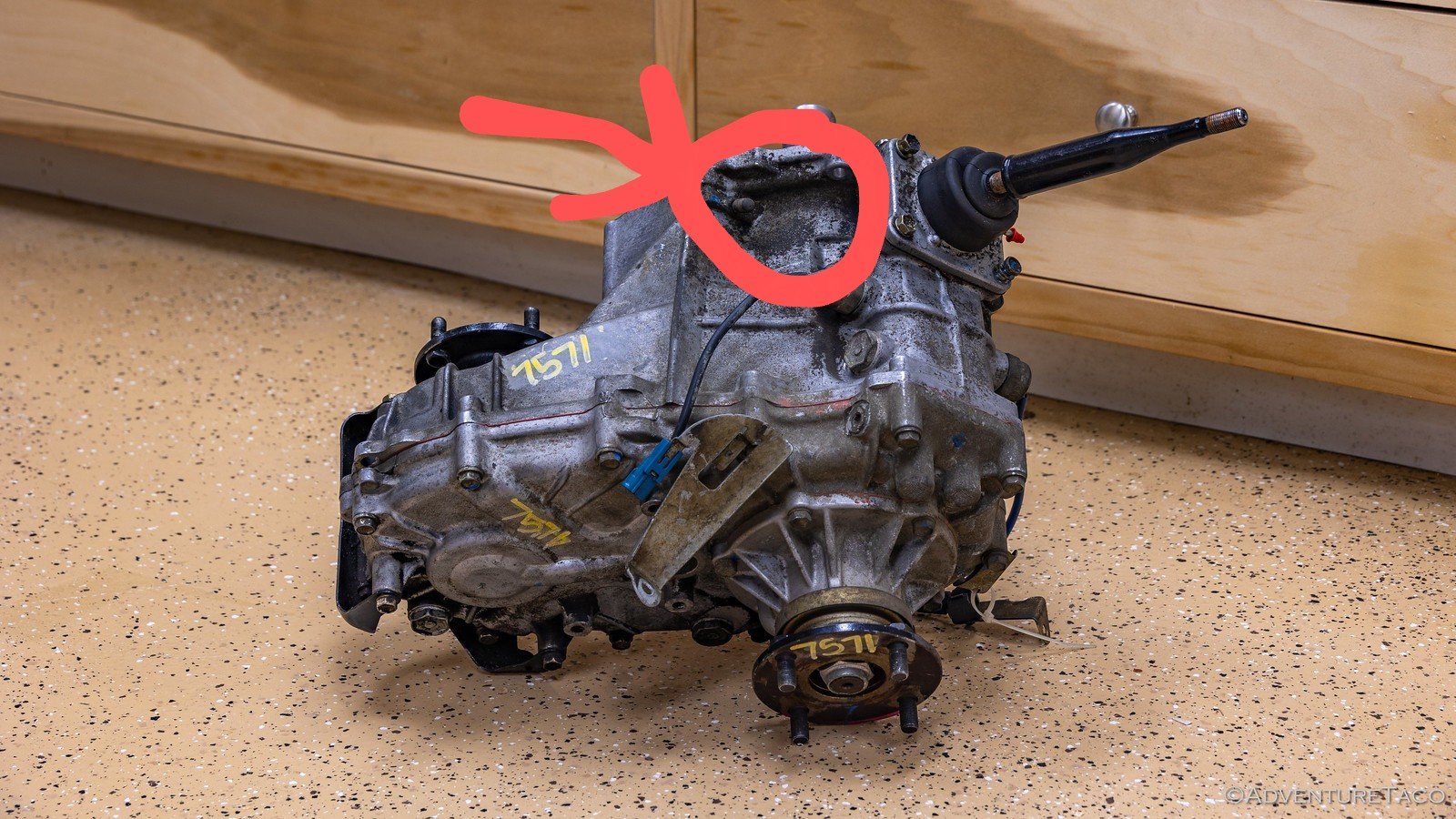 transfer case pic from adventure taco~2.jpg