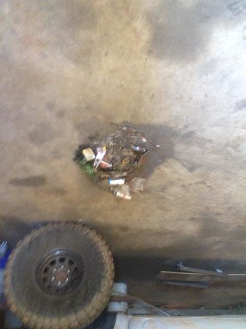 Trash1_zpsed0b8b9d_aff15c82152cc6009f65249b54d8c360fa8911dc.jpg