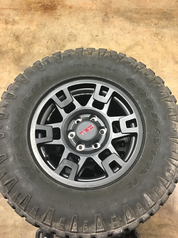 trd%20pro%20wheels_zpsfejpgted_f3d813661d47aa8b37809ec2d8bd03a0bafc71ba.jpg