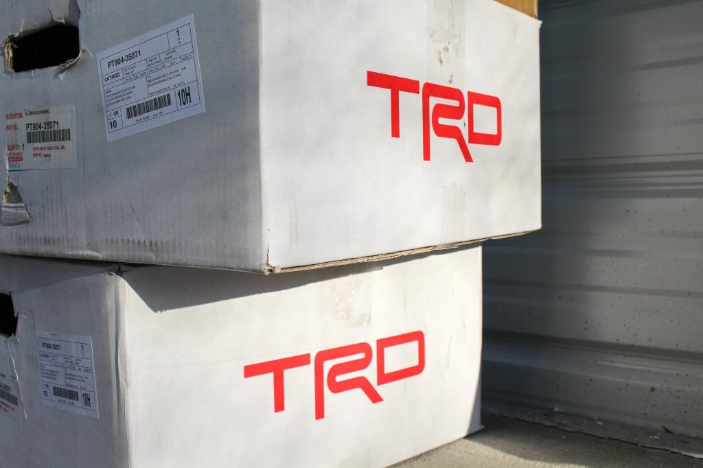 trd%20wheel_zps9j6kixlw_ee392cd24f0474848ba87be54d1908499d194da4.jpg