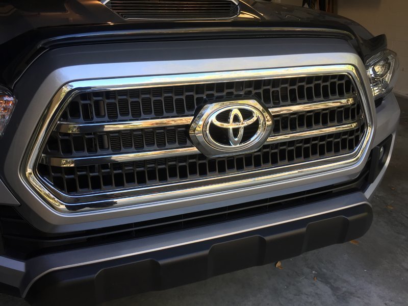 TRD Grill 2.jpg