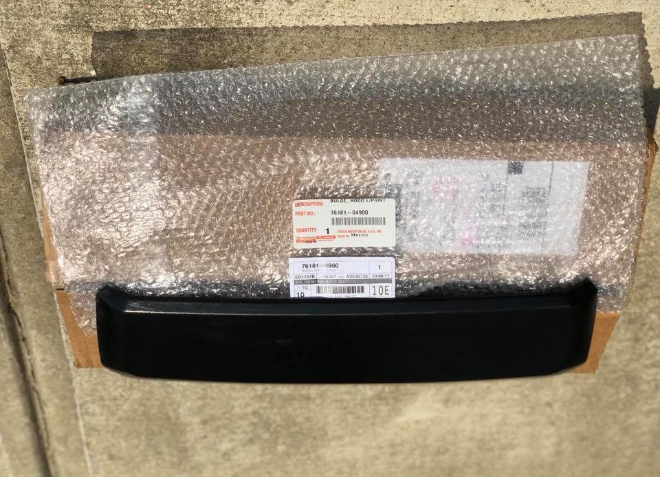 trd-hood-scoop-02.jpg