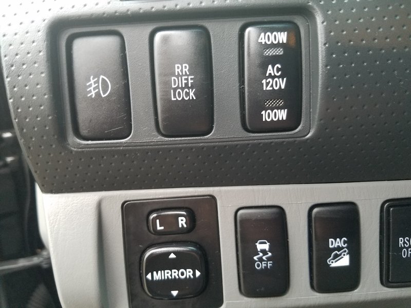 TRD PRO Rear Lock Diff, Downhill Assist other controls (1).jpg