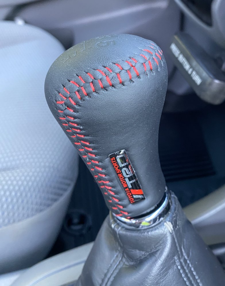 trd-shift-knob.jpg