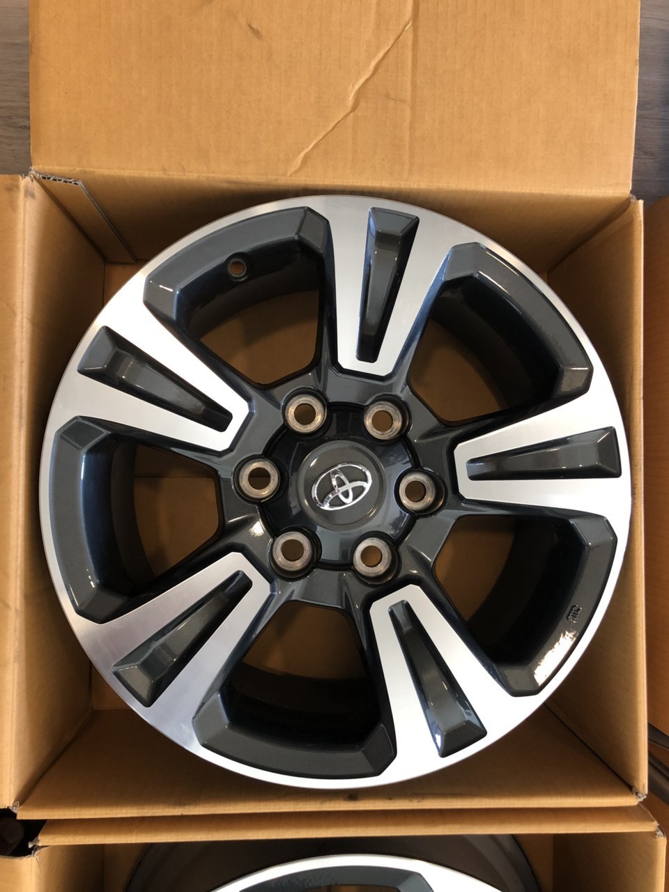 TRD Sport Wheels 3.jpg