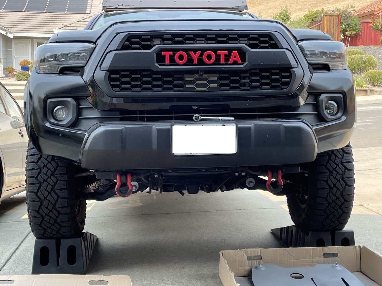 TRD_Skid_Plate_02.jpg