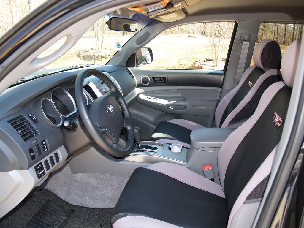 TRDSeatCovers_954549f3f5d14870fc08e74179ea14659717c1b3.jpg