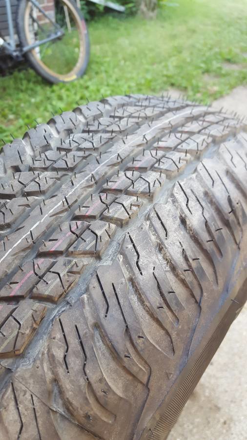 Tread View 1.jpg