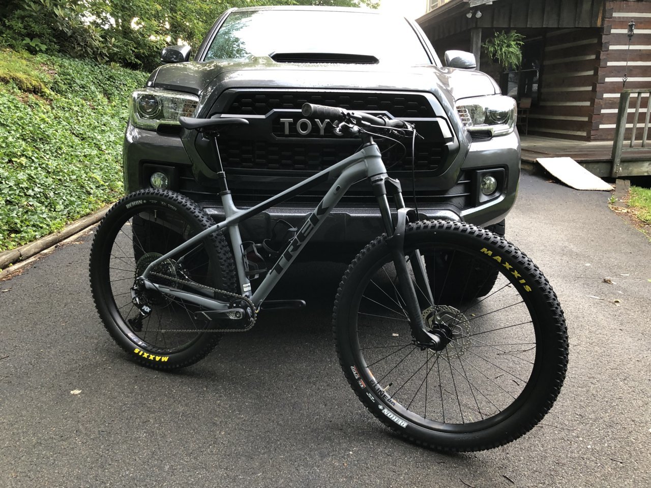 TREK ROSCOE 1.jpg