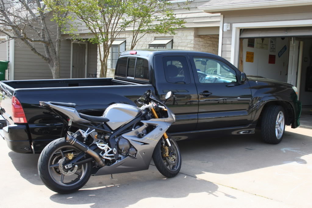 triumph_4f9a8c9a096fe889bb5152fb297fc914f362a2ab.jpg