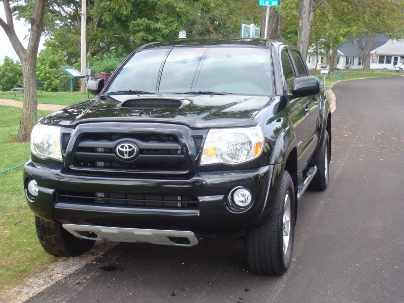 Truck-04_22f1edafb09e4249ad38531b9a05f4cfe9464e3e.jpg