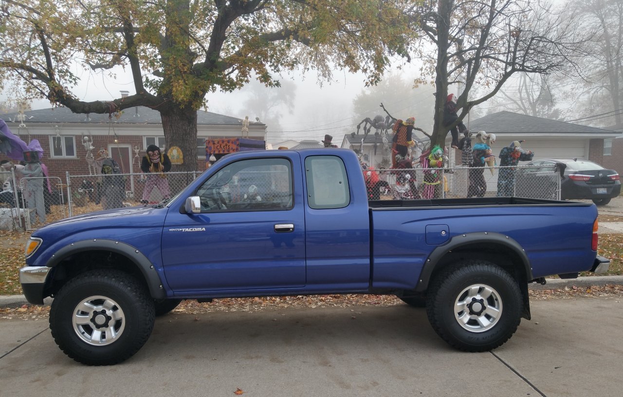 Truck 2 (1).jpg