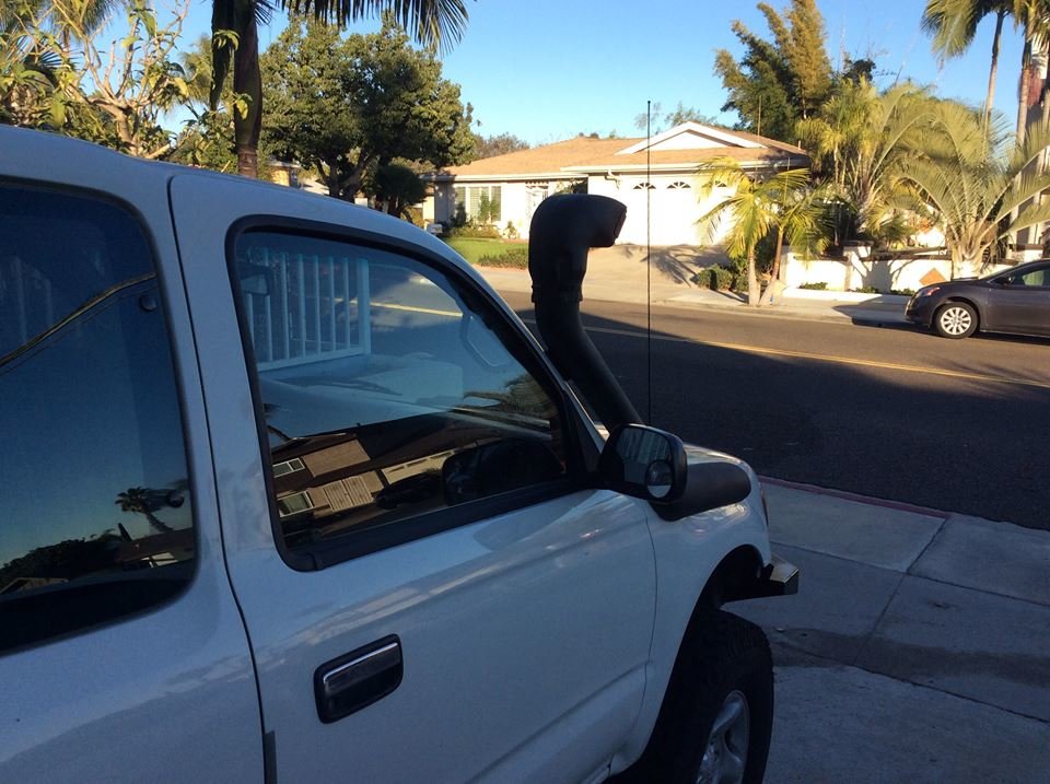 truck%20snorkel%202_zpsm2c2mqhv_a8eca875891680f7d756a12b8ad21e71468b0434.jpg