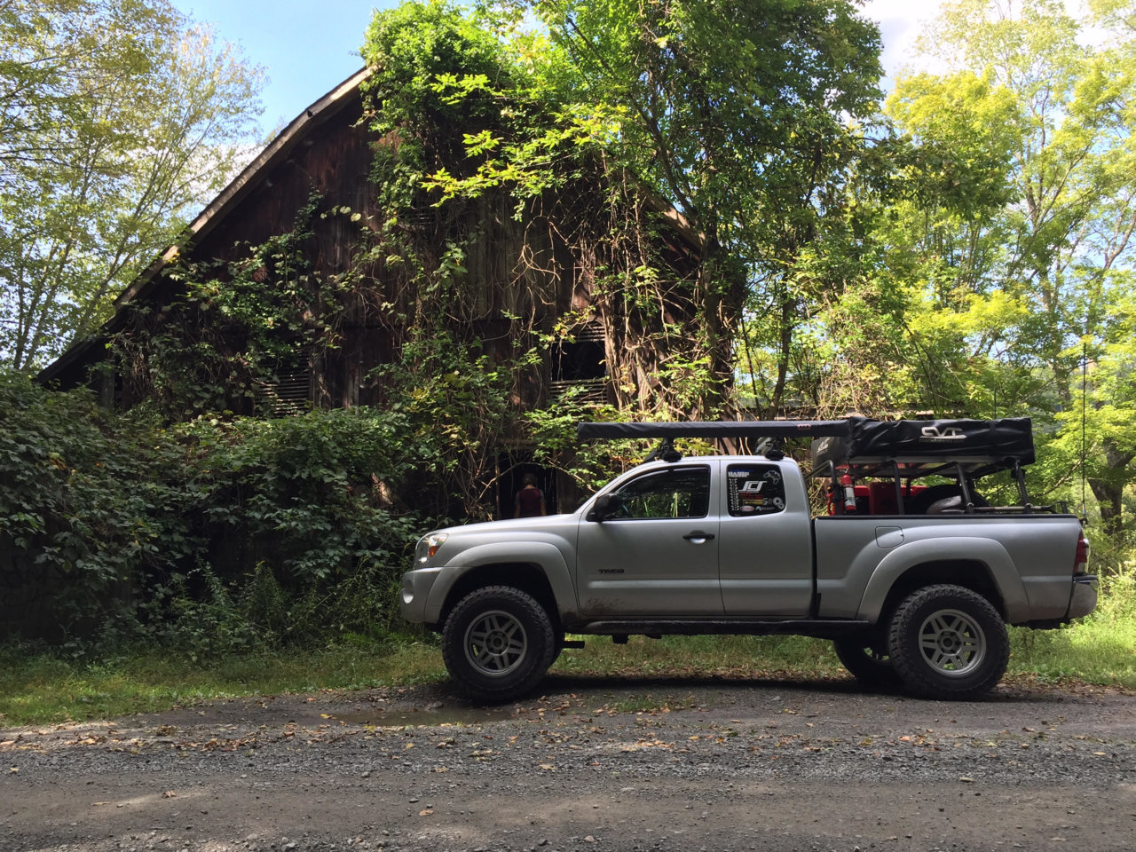 truck at barn.jpg