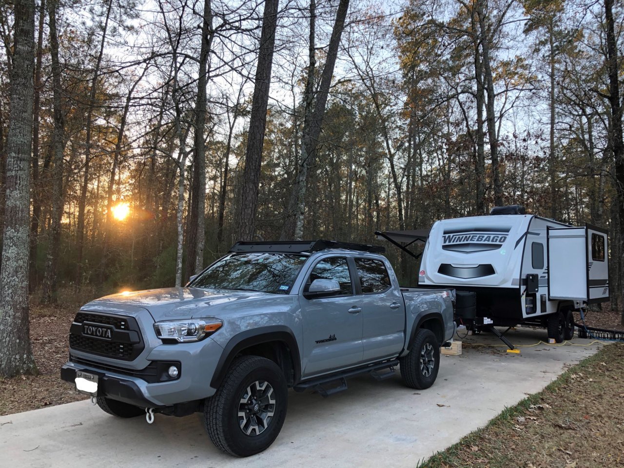 Truck & Camper 1_LI.jpg