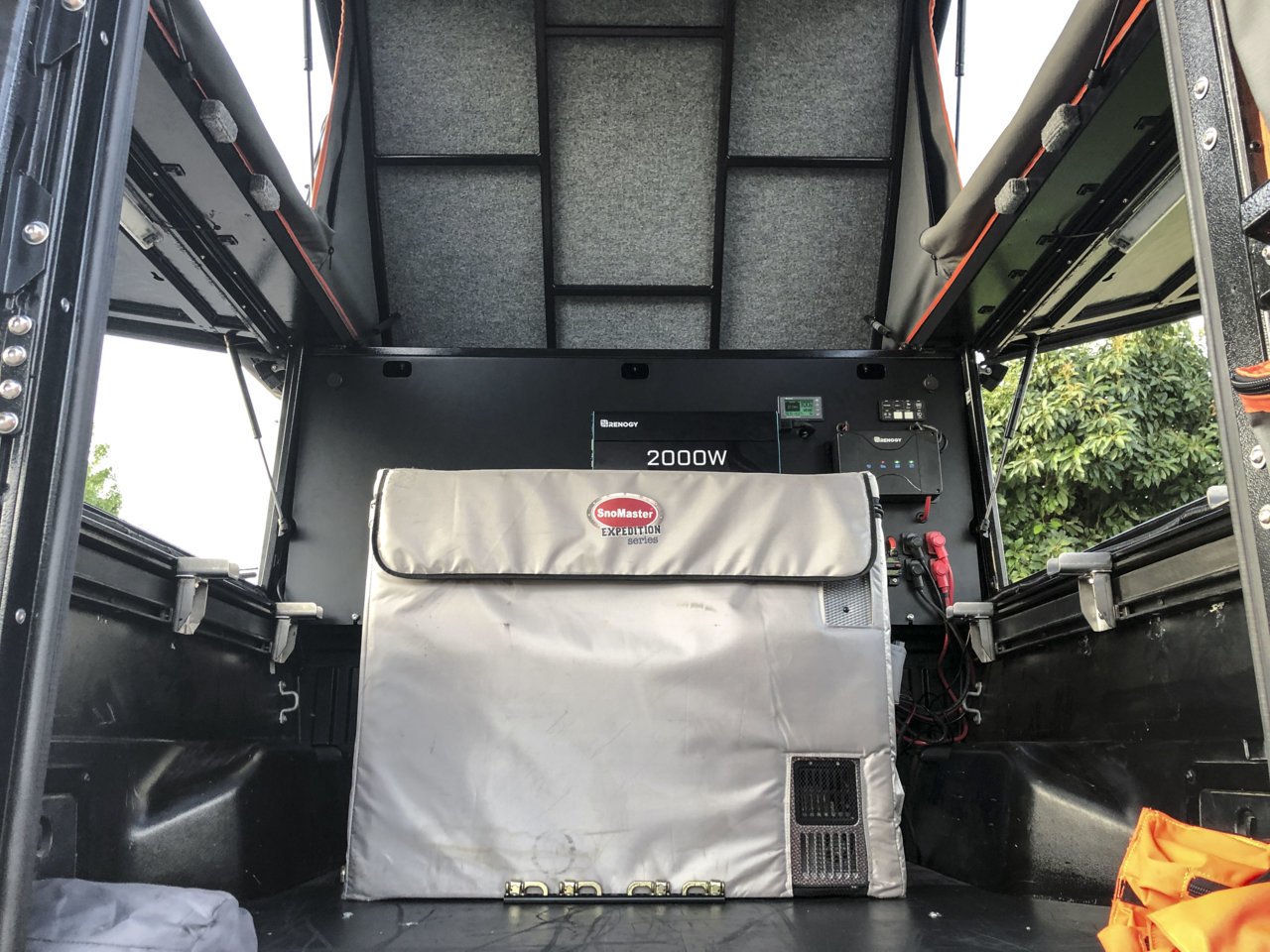 TRUCK-CANOPY - 02.jpg
