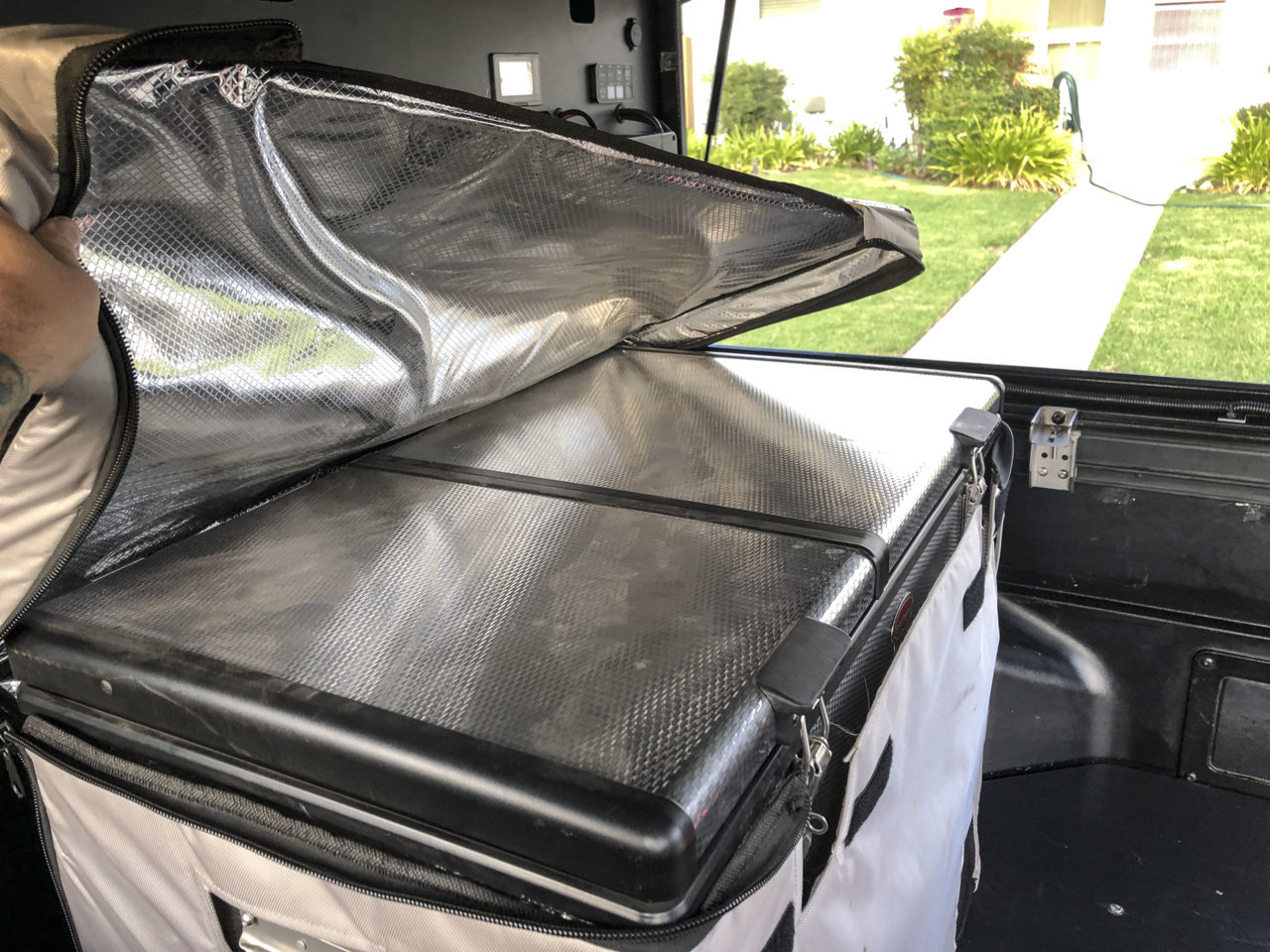 TRUCK-CANOPY - 15.jpg