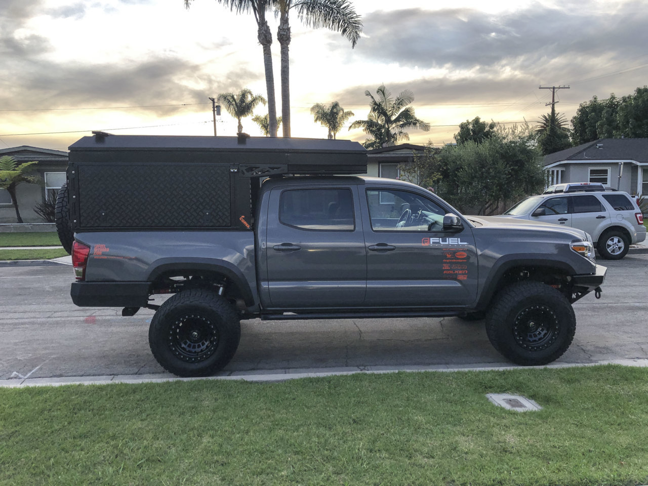 TRUCK-CANOPY - 18.jpg