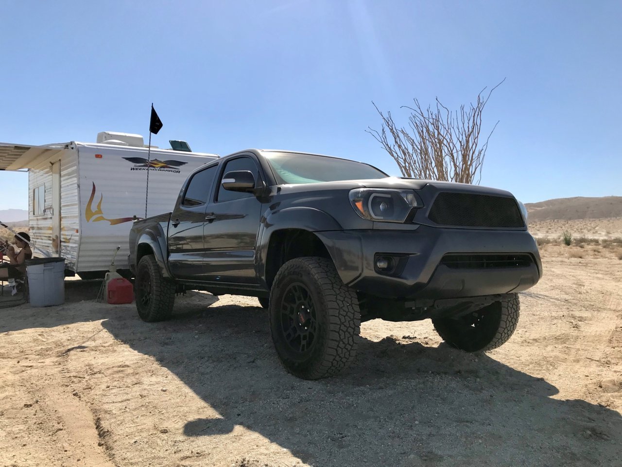 truck dez.jpg