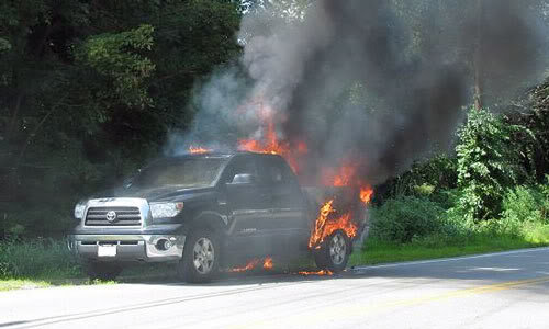 truck-fire-1_abb4f7dcb8ff468cbd233531860341e47a956650.jpg