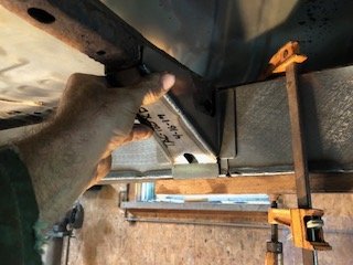 truck frame 4 IMG_2185.jpg