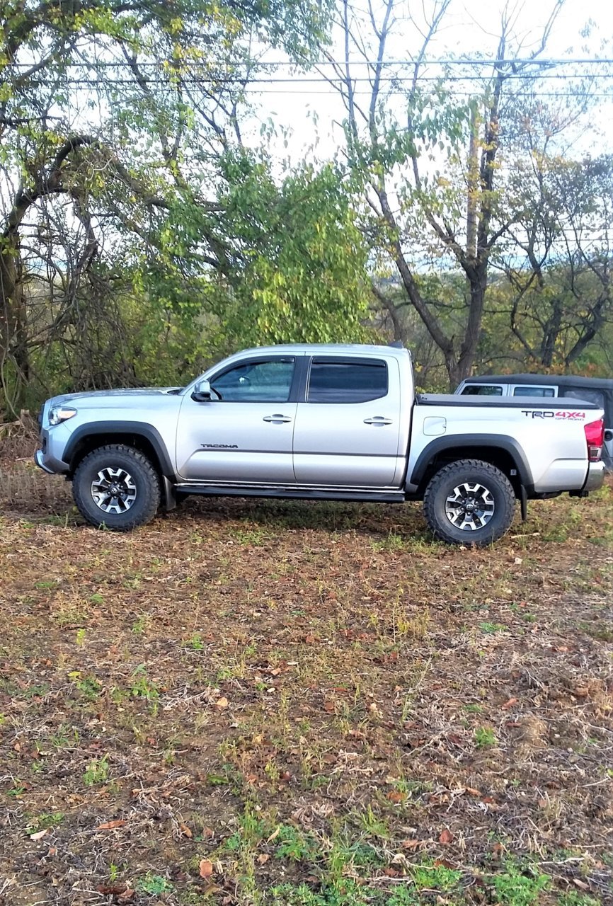 truck hunting (2).jpg