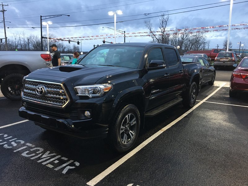 Truck.jpg