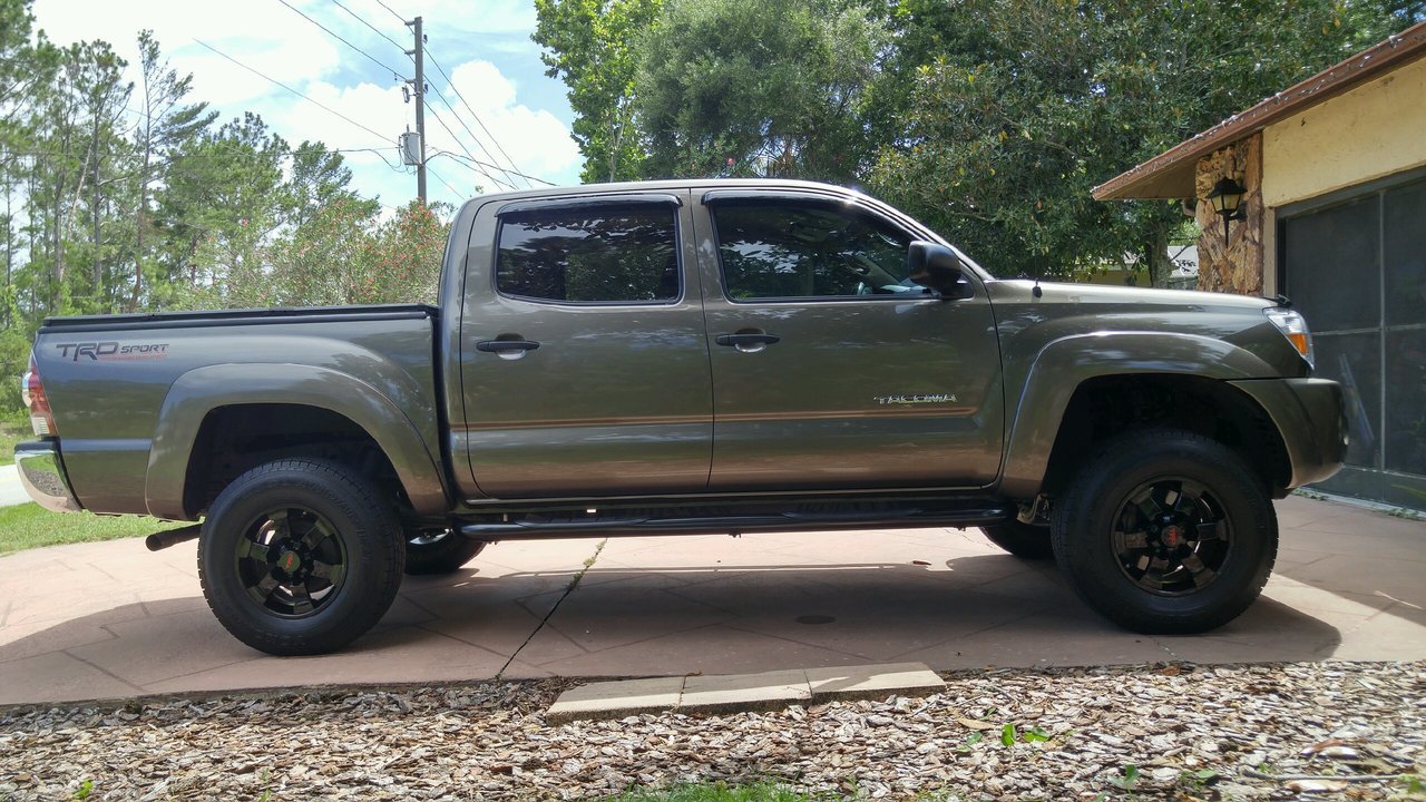 TRUCK.jpg