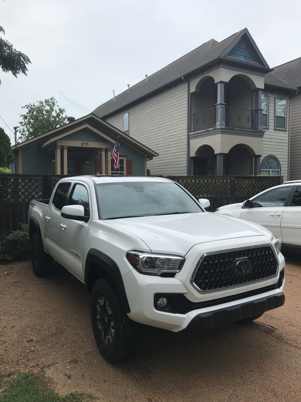 Truck.jpg