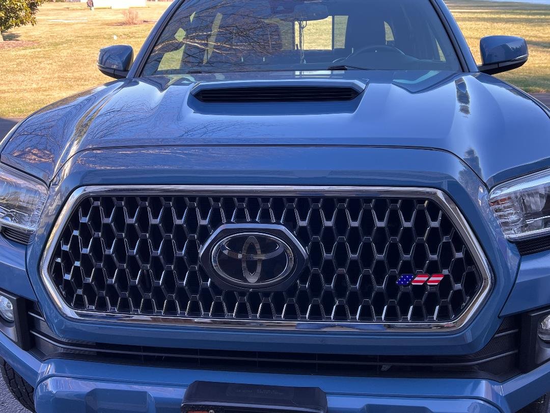 Truck.jpg