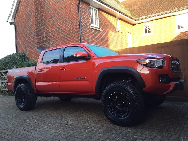 Truck.jpg