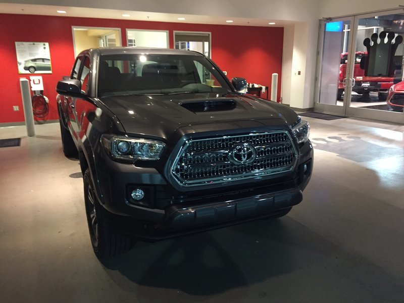 Truck.jpg