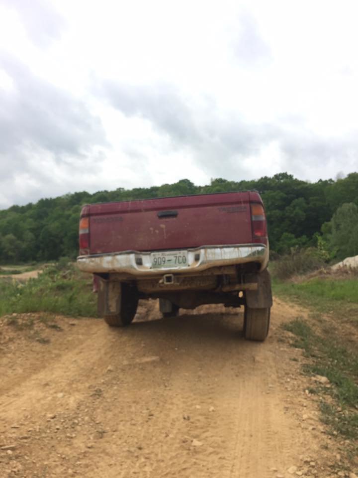 Truck offroad 2.jpg
