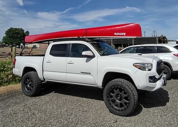 truck w canoe.jpg