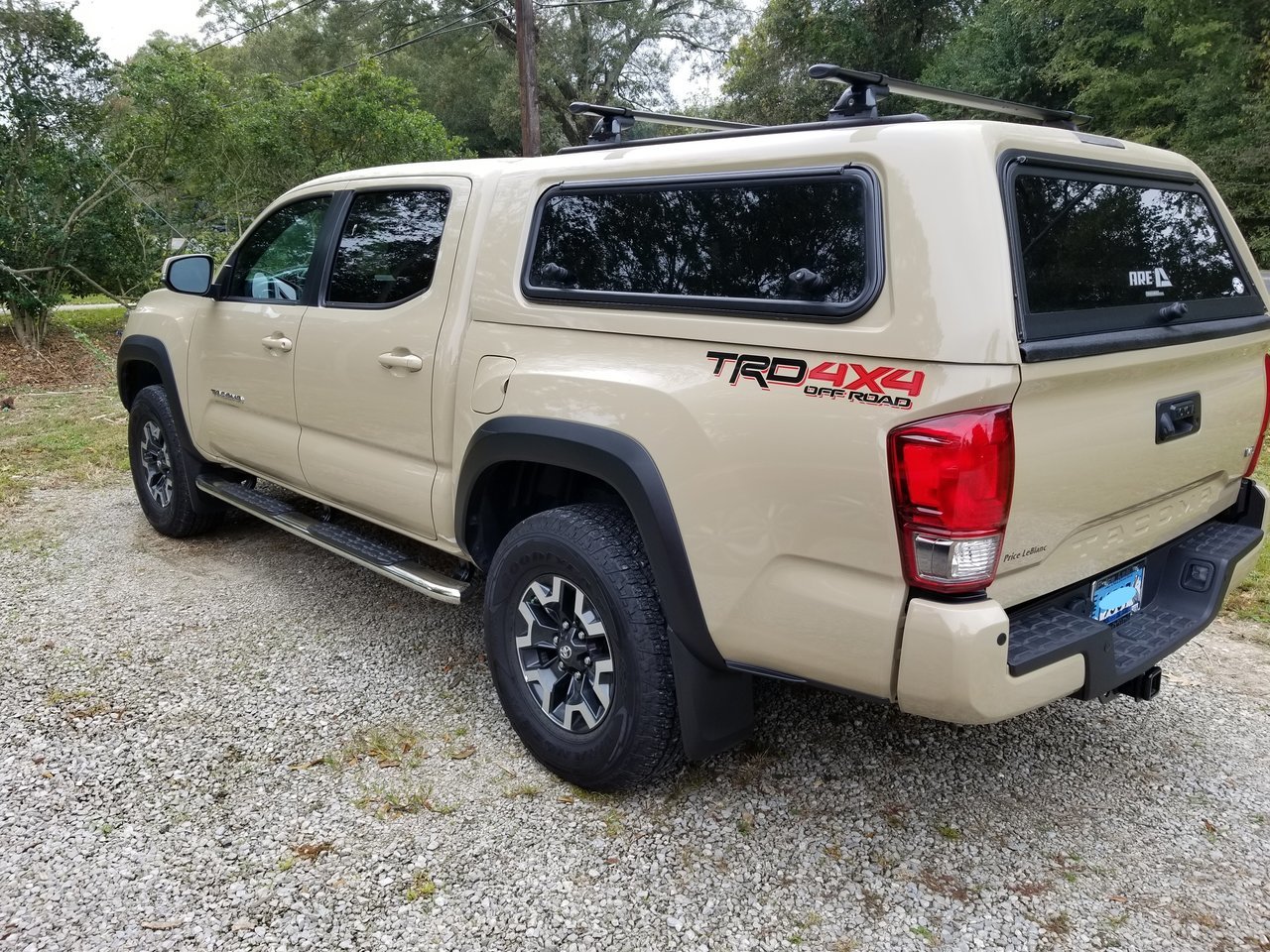 truck without license.jpg