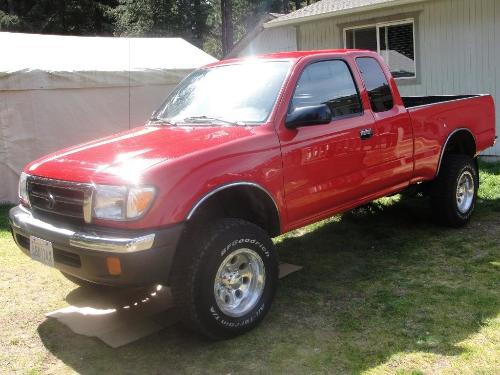 truck002_63cc26327f505e9b3f9a27571da2b384eccb4f99.jpg