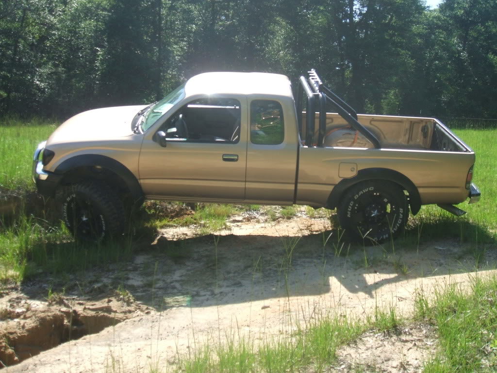 truck002_83a5f74b0adf87f7fab244b7add79eebbb5750ef.jpg