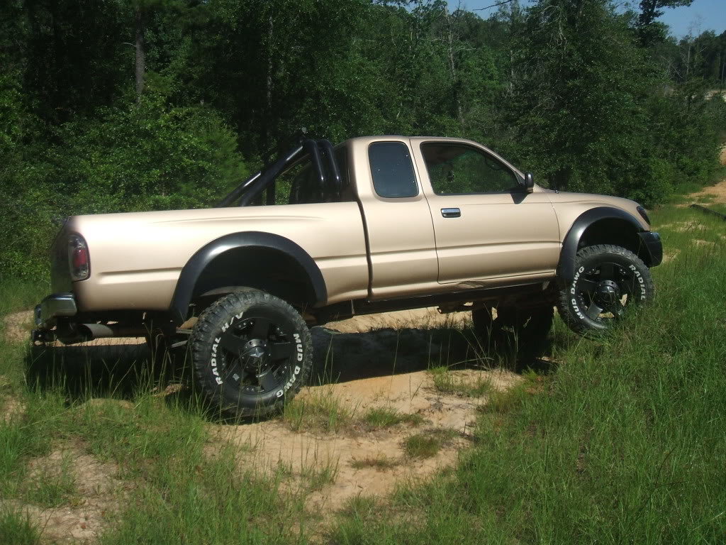 truck003_5df5bcaf01804d64c1516978749992e2b092afc0.jpg