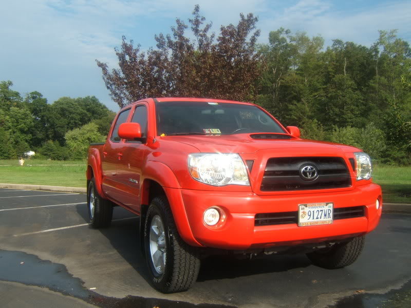 Truck003_9ebbf2acc1a311a8aab39cf9b54ca7e348ce218f.jpg