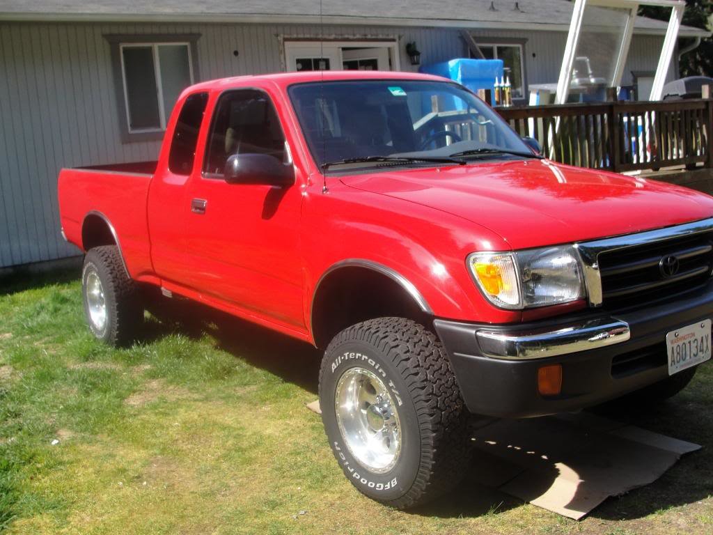 truck004_123b56099fd817b4aa23c8c8930d33ed197f3f82.jpg