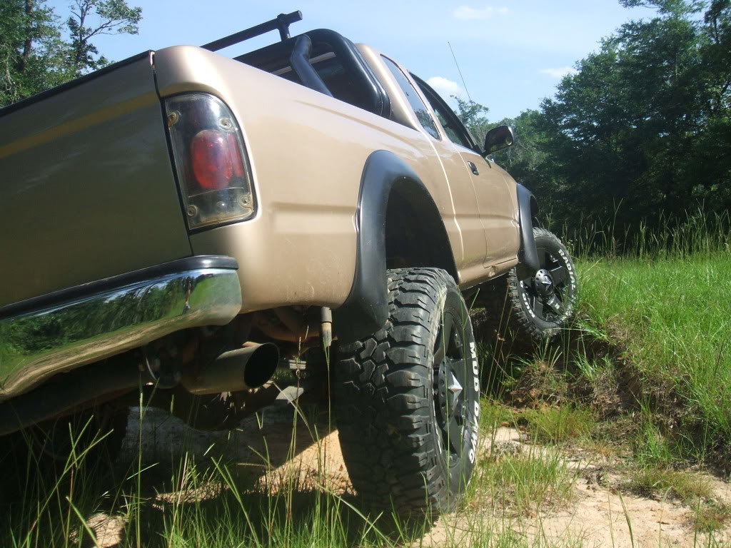 truck004_1fdf11abdb5e1457fe904182934e6273d8a4a647.jpg