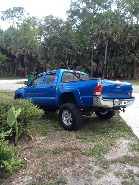 truck1.jpg