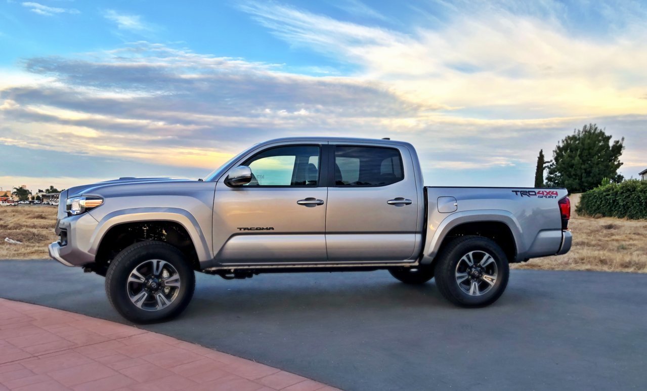truck1.jpg