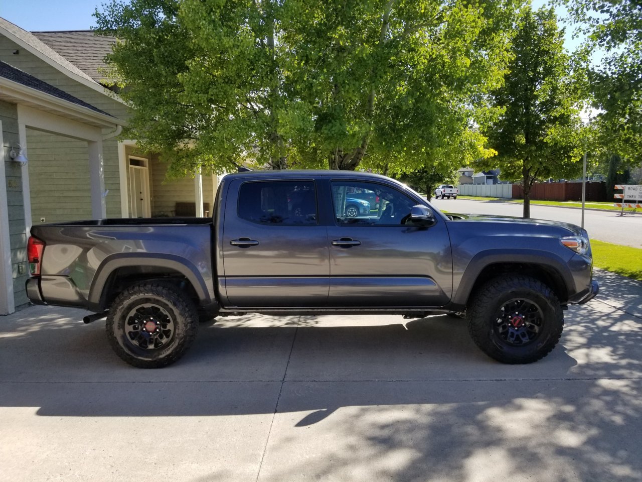 truck1.jpg