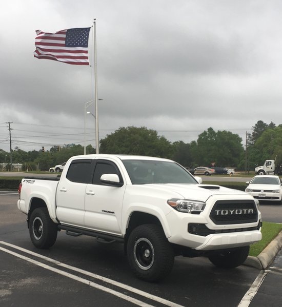 Truck2.jpg
