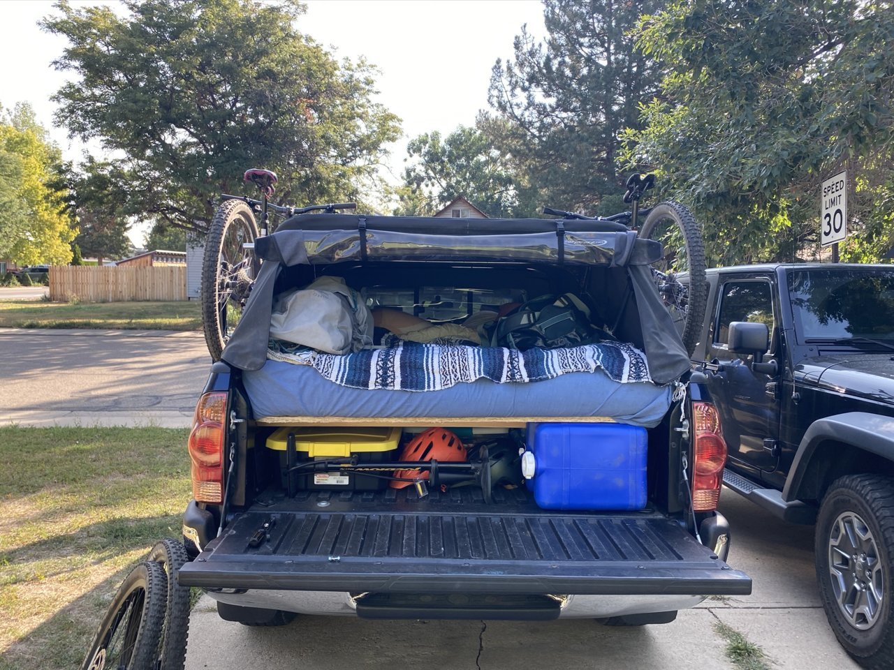 truck2.jpg